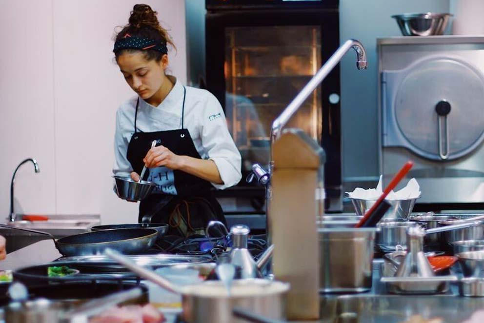 kitchen-assistant-services